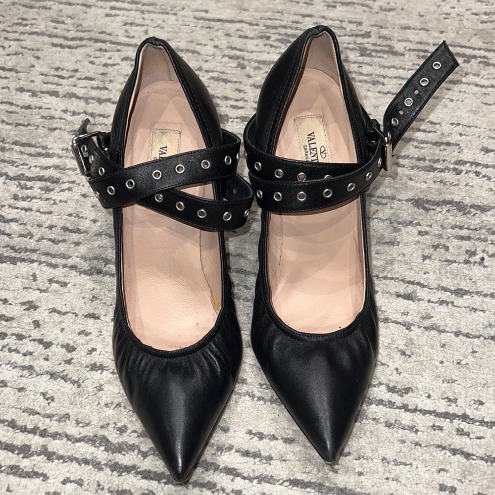 Valentino pumps